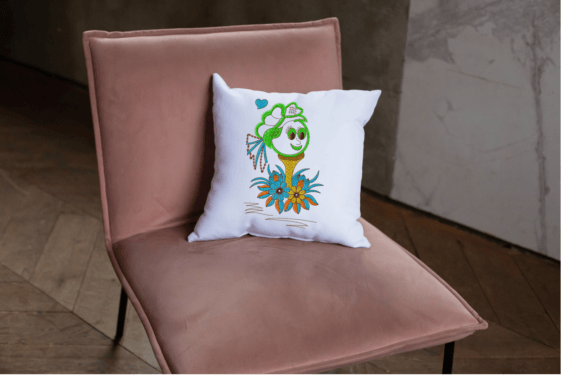Reviewing Beauty Flower Embroidery for Holiday Collections